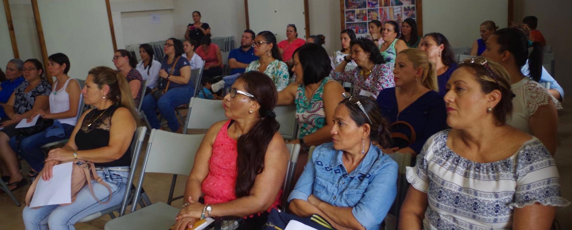 Sede ofrecerá programa educativo a mujeres jefas de hogar