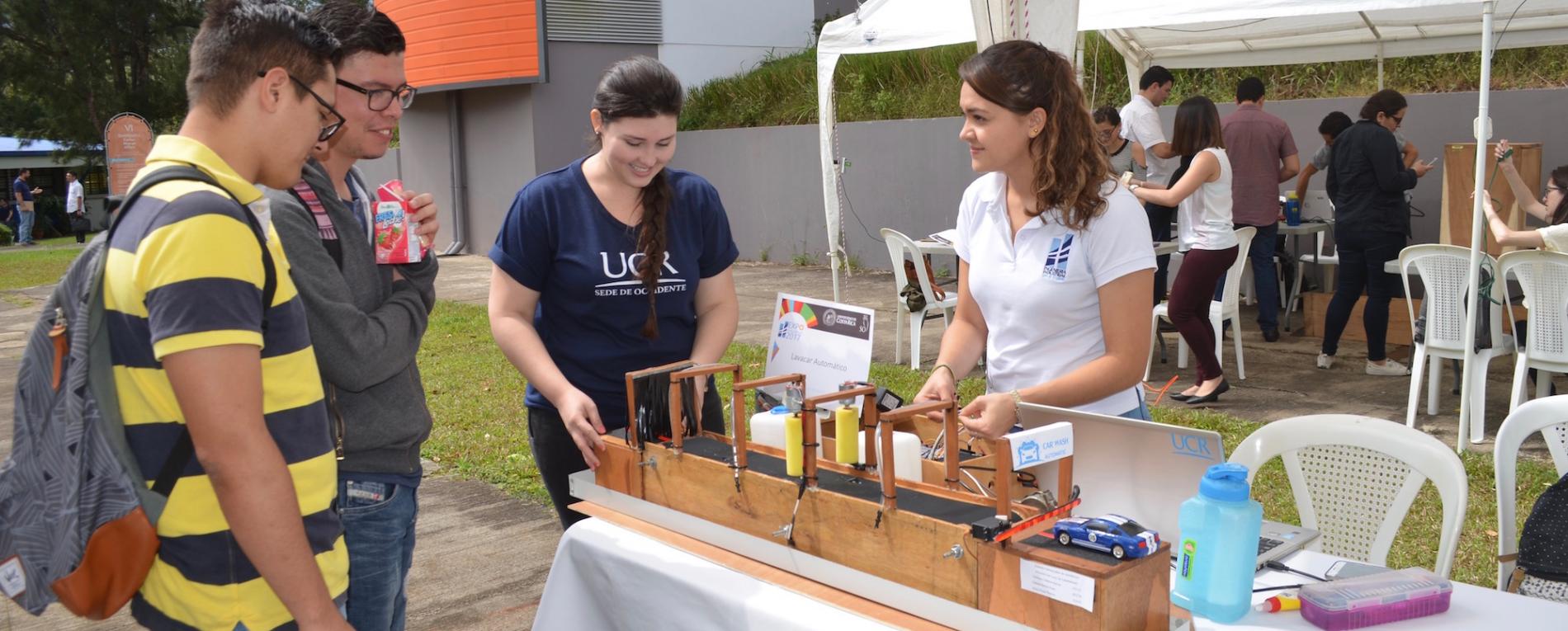 Expo Industrial mostró proyectos desarrollados por estudiantes