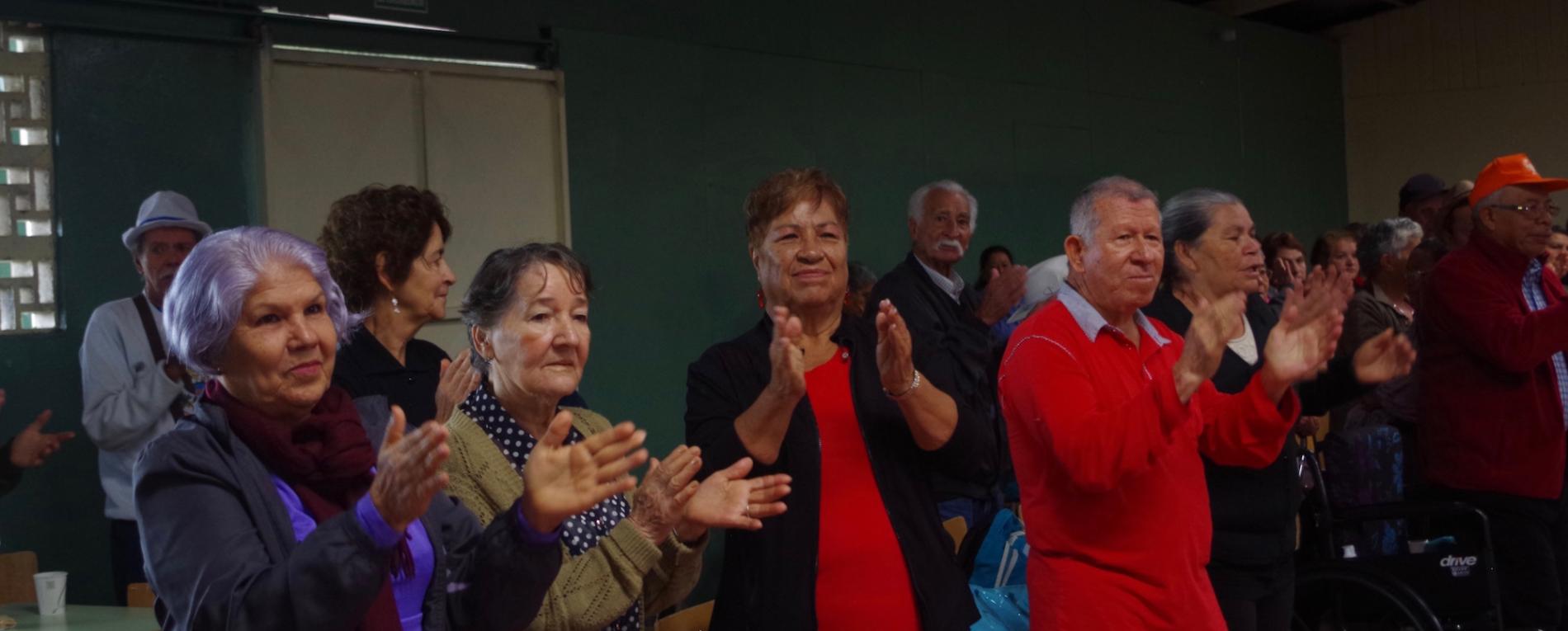 Sede celebra el mes de las personas adultas mayores