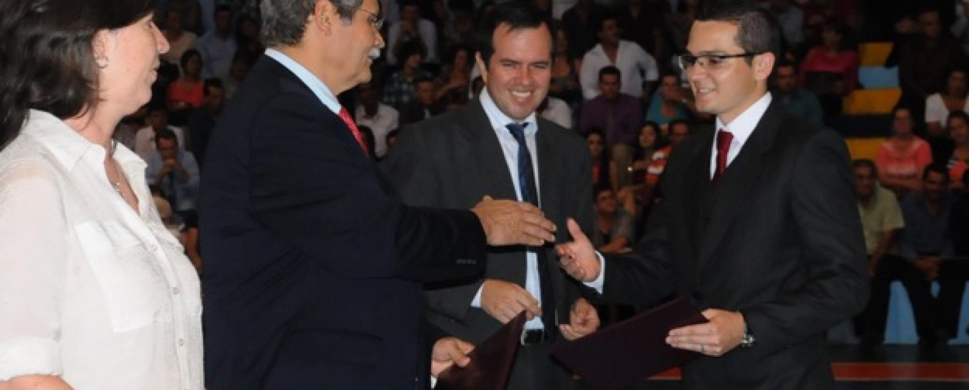 Nuevos profesionales en Occidente