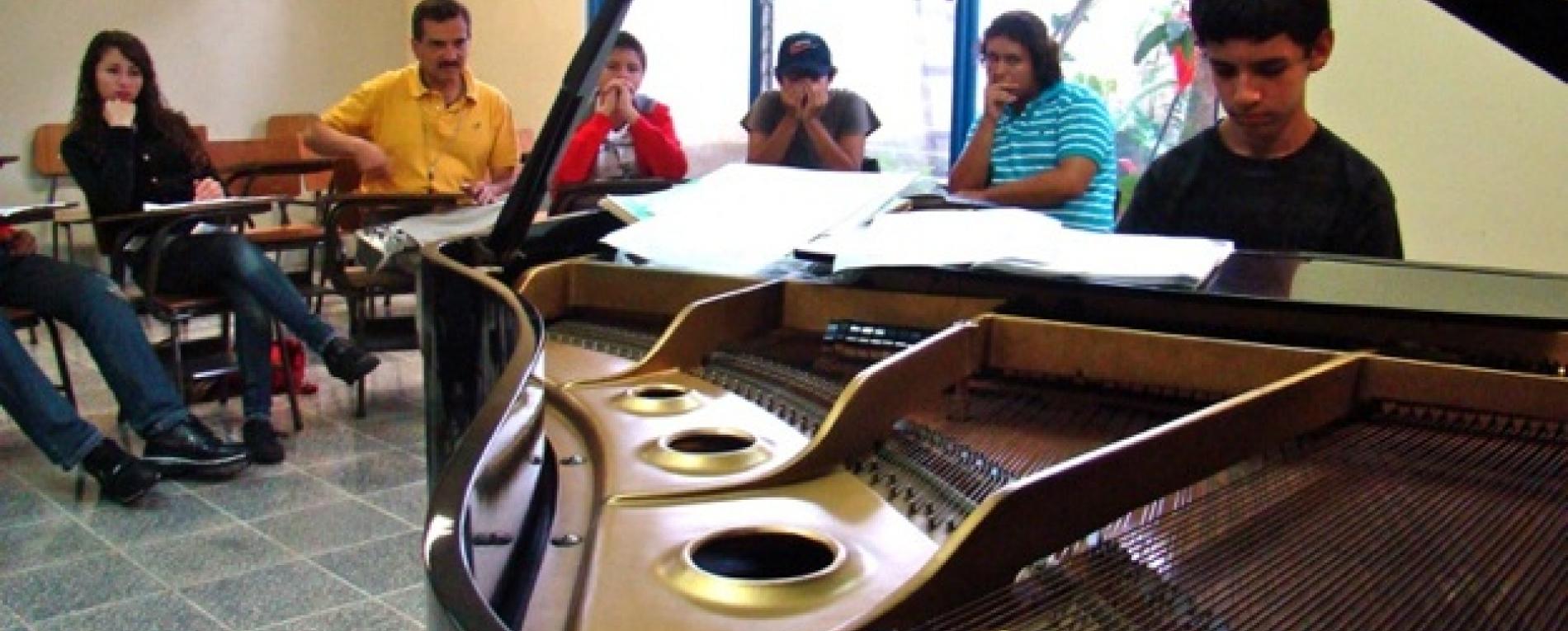 Occidente abre inscripciones al Campamento de Piano 2013