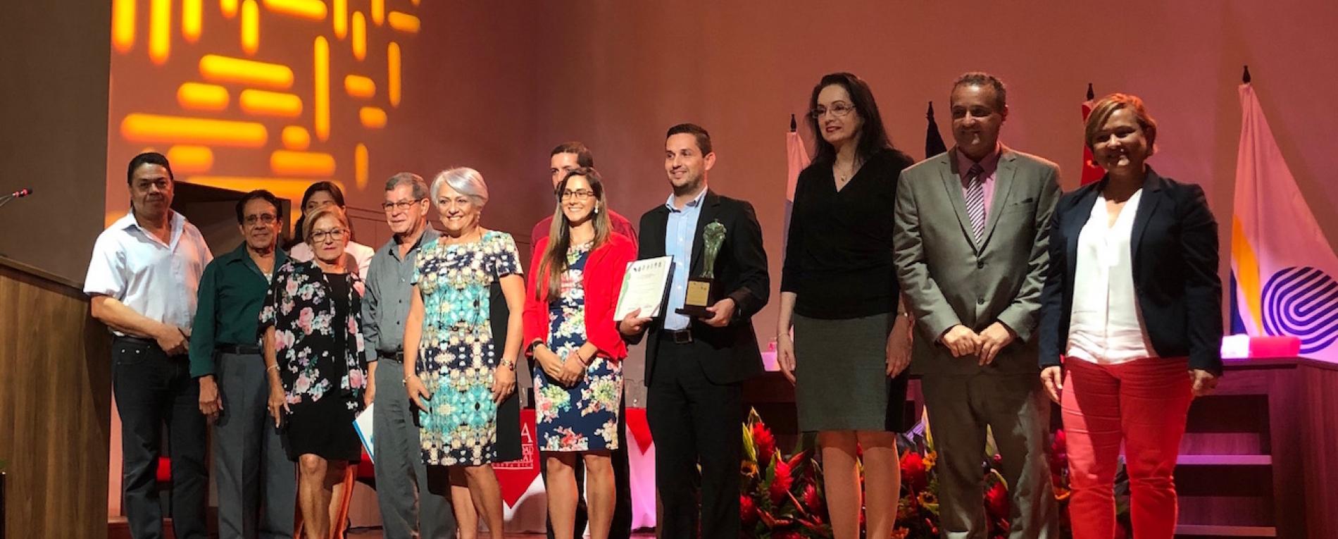 Programa Integral de la Persona Adulta Mayor de la Sede de Occidente gana Premio Calidad de Vida