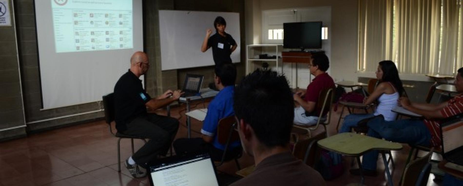 Comunidad de Software Libre de la UCR definió trabajo para el 2012