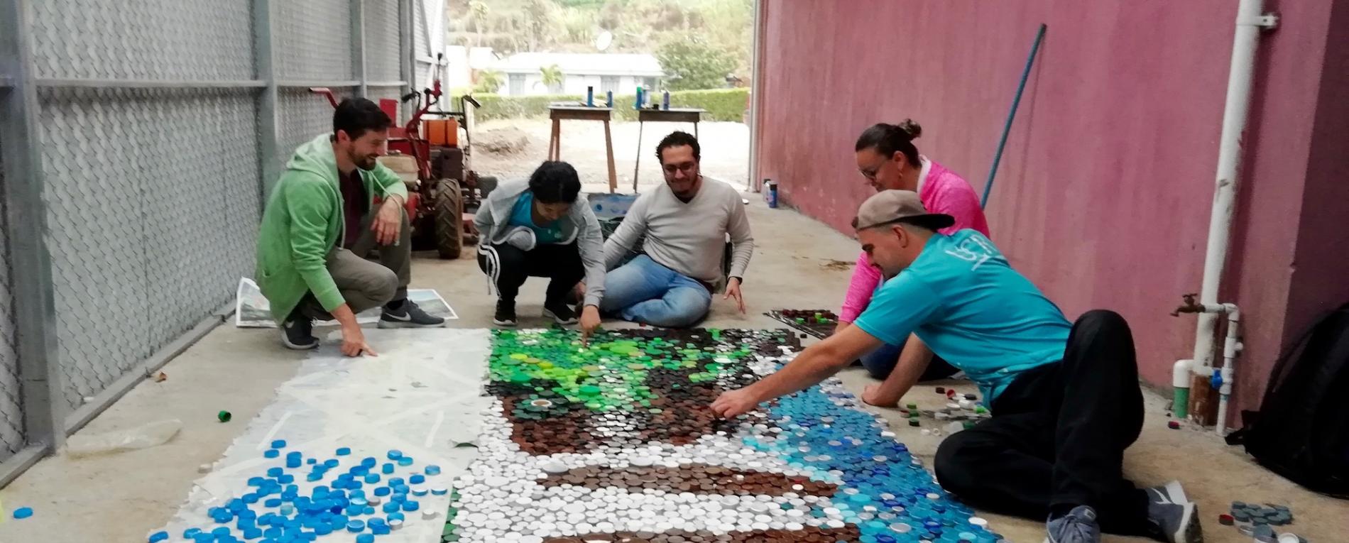 UCR  plasma poemas en el cantón de San Ramón mediante obras artísticas