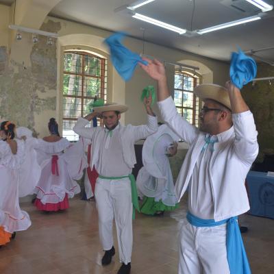 Grupo de Bailes Folklóricos Sörbö