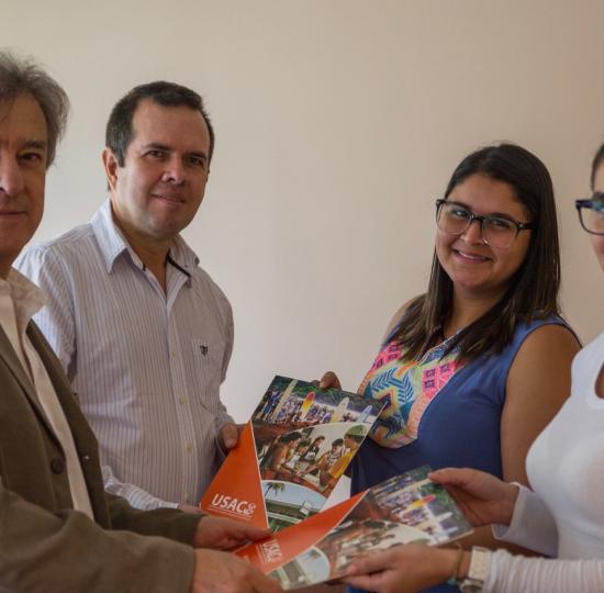 Estudiantes de educación  fueron las beneficiadas de la beca USAC