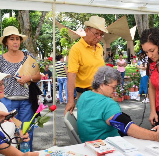 Acción Social celebró mes del adulto mayor