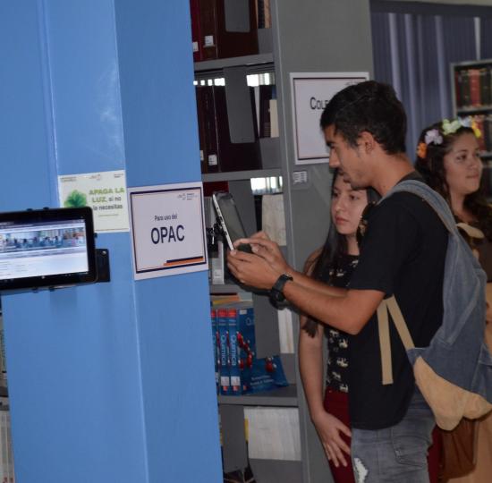 Biblioteca del Recinto de Grecia se renueva
