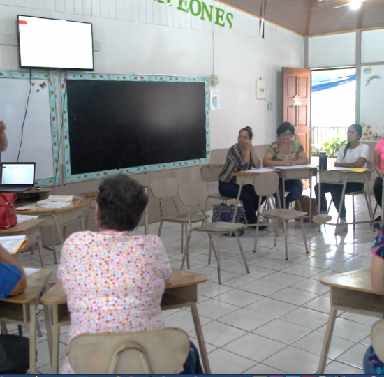 Proyecto de acción social ofrece acompañamiento a docentes  de primaria