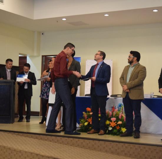 Sede de Occidente ofrece capacitación de CISCO que beneficia a comunidades