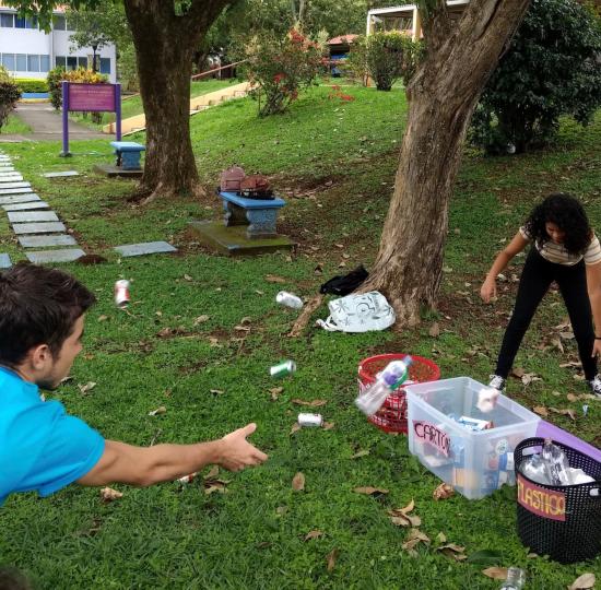 Recinto de Grecia se compromete con el ambiente