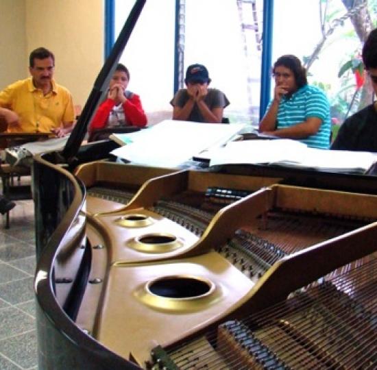 Occidente abre inscripciones al Campamento de Piano 2013