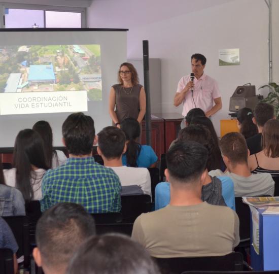 Vida Estudiantil  y Sistema de Educación General ofrecen acompañamiento a estudiantes de primer ingreso