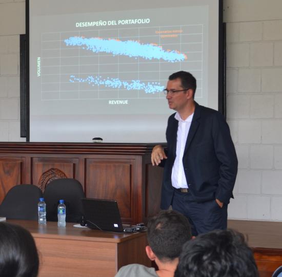  I Seminario de Análisis Numérico y Modelación Matemática se realizó en la Sede de Occidente