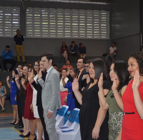 Sede graduó nuevos profesionales